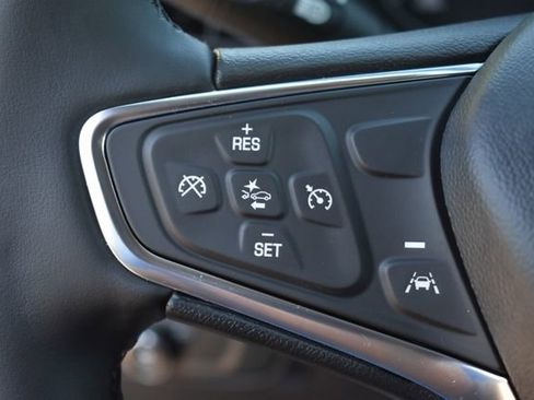 Used 2023 Chevrolet Equinox LT FWD image 28
