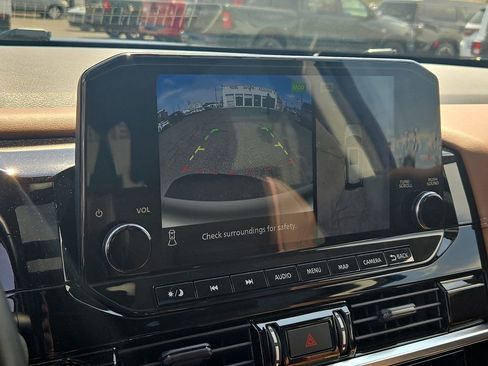 Used 2023 Nissan Pathfinder Platinum AWD/4WD image 20