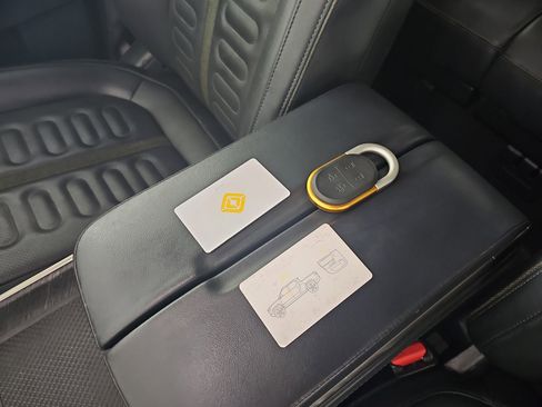 Used 2024 Rivian R1T Adventure AWD/4WD image 29