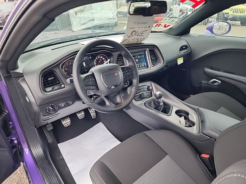 Used 2023 Dodge Challenger R/T image 31