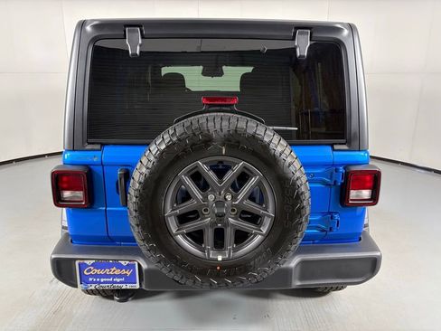 New 2026 Jeep Wrangler Unlimited Sport AWD/4WD image 7