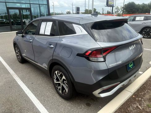 Certified 2024 Kia Sportage EX FWD image 7
