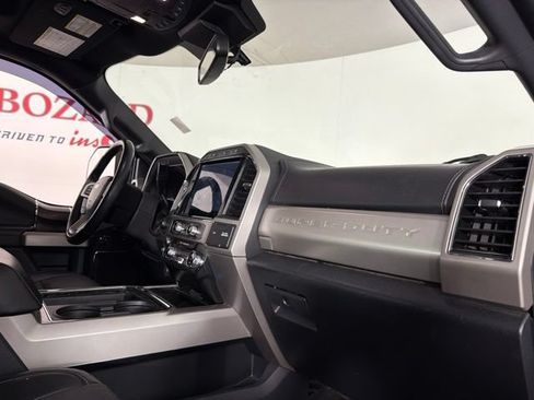 Used 2022 Ford F350 Lariat w/ Tremor Off-Road Package AWD/4WD image 17