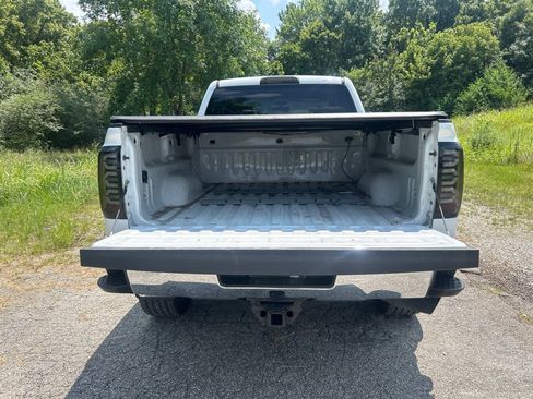 Used 2015 Chevrolet Silverado 2500 LT AWD/4WD image 27