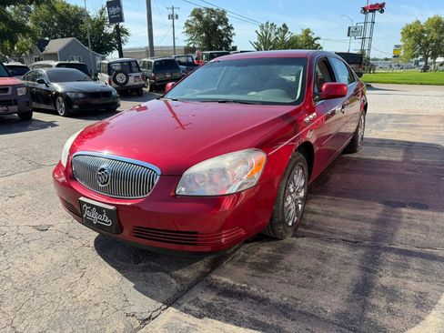 Used 2008 Buick Lucerne CXL w/ Driver Confidence Package FWD image 4