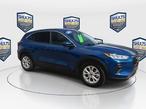 Used 2023 Ford Escape Active w/ Tech Pack #2 image 2