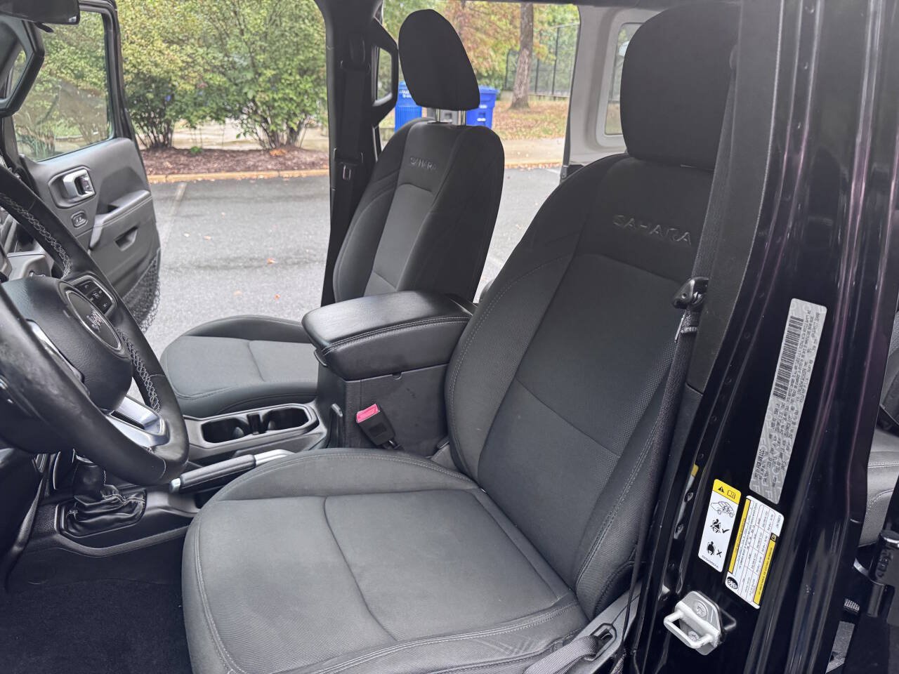 Used 2018 Jeep Wrangler Unlimited Sahara w/ Cold Weather Group AWD/4WD image 22