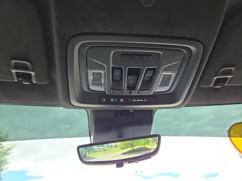 Used 2025 GMC Sierra 2500 Denali Ultimate AWD/4WD image 28