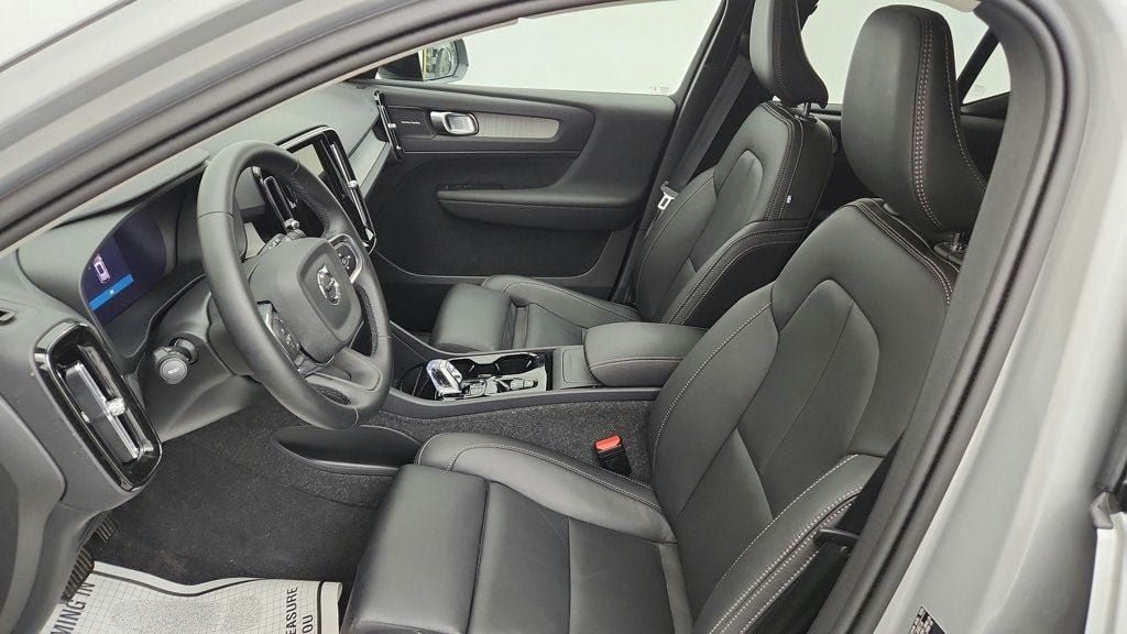 Used 2025 Volvo XC40 B5 Ultra w/ Climate Package AWD/4WD image 18