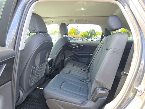 Used 2022 Audi Q7 3.0T Premium AWD/4WD image 15