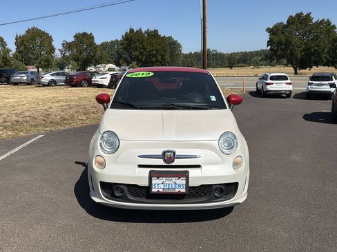 Used 2019 FIAT 500 Abarth w/ Popular Equipment Package FWD image 8