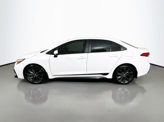 Used 2025 Toyota Corolla SE video 2