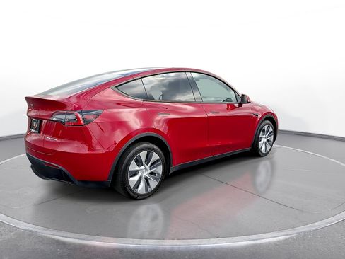 Used 2021 Tesla Model Y Long Range AWD/4WD image 8