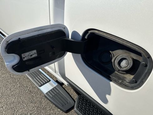 Certified 2020 GMC Sierra 2500 Denali w/ Denali Ultimate Package image 10