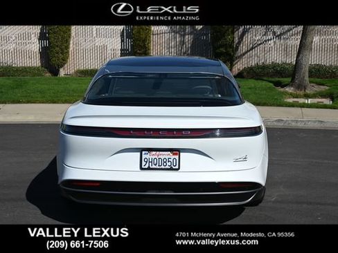 Used 2022 Lucid Air Dream Edition image 5