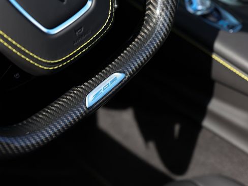 Used 2025 Chevrolet Corvette Z06 w/ Chrome Exterior Badge Package image 37