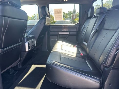 Used 2018 Ford F150 Lariat image 14