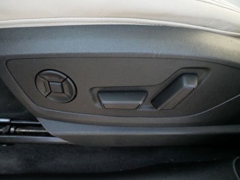 Used 2024 Audi Q8 e-tron Premium Plus AWD/4WD image 20