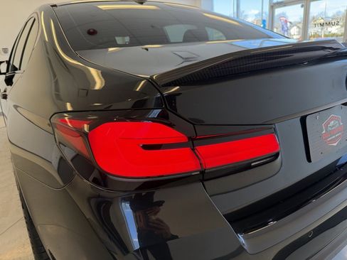 Used 2022 BMW M5 w/ Executive Package image 59