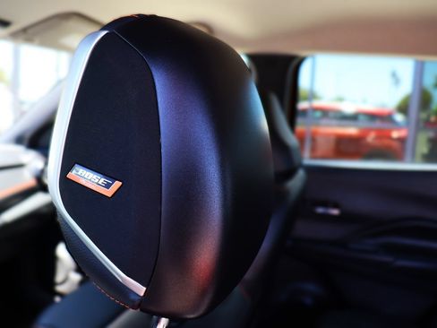 Used 2020 Nissan Kicks SR w/ SR Premium Package FWD image 36