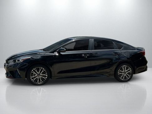 Used 2022 Kia Forte GT-Line w/ GT-Line Technology Package FWD image 8