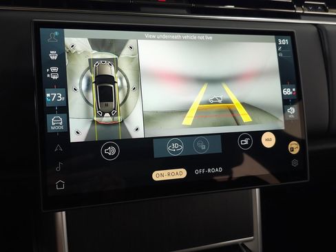 New 2025 Land Rover Range Rover SE image 28