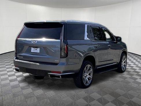 Used 2021 Cadillac Escalade Premium Luxury AWD/4WD image 6