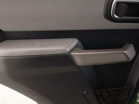 Used 2022 Ford Bronco Black Diamond image 17