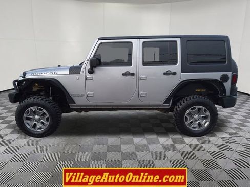 Used 2014 Jeep Wrangler Unlimited Rubicon w/ Connectivity Group image 9