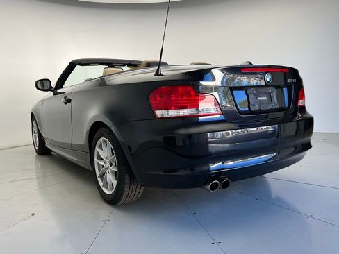 Used 2010 BMW 128i Convertible image 7