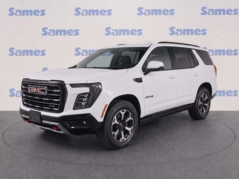 Used 2025 GMC Yukon AT4 w/ AT4 Premium Plus Package AWD/4WD image 2
