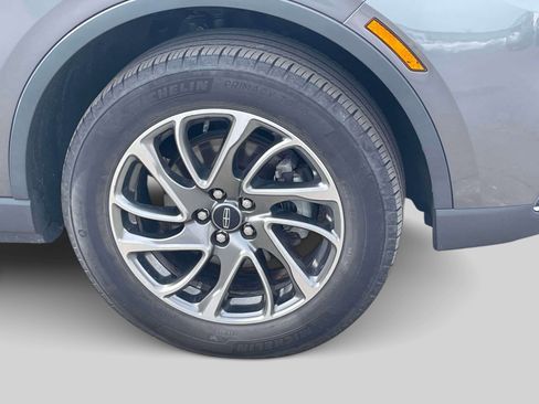 Used 2022 Lincoln Corsair AWD w/ Equipment Group 101A image 8