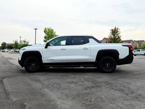 New 2026 Chevrolet Silverado EV W/T AWD/4WD image 9