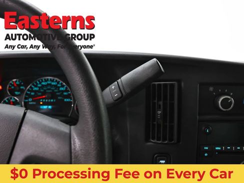 Used 2017 Chevrolet Express 3500 RWD image 13