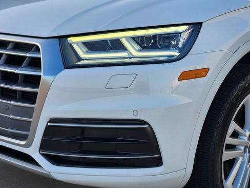 Used 2018 Audi Q5 2.0T Premium Plus w/ Premium Plus Package AWD/4WD image 8