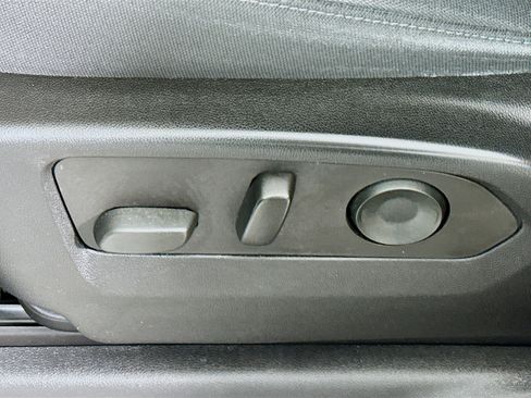 Used 2022 GMC Sierra 1500 Elevation image 13