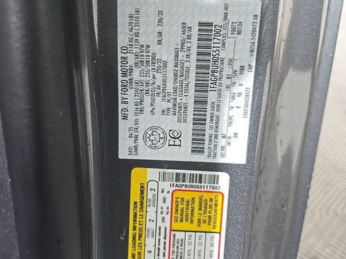 Used 2025 Ford Mustang Premium RWD image 13