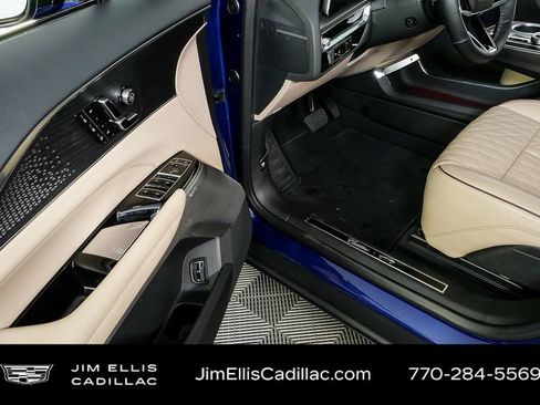 Certified 2024 Cadillac Lyriq Sport w/ Nappa Leather Package image 9