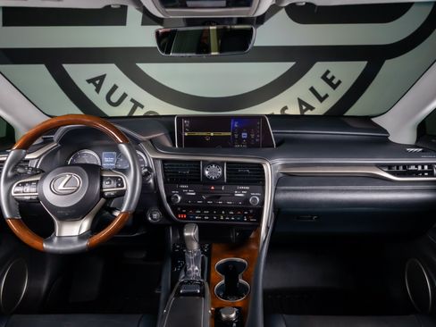 Used 2019 Lexus RX 350 FWD w/ Navigation Package image 3