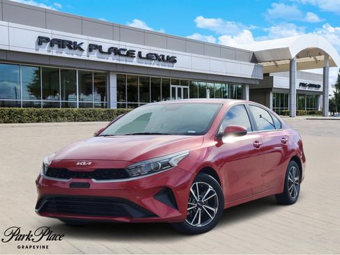 Used 2023 Kia Forte LXS w/ LXS Technology Package image 1