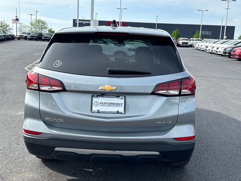 Used 2023 Chevrolet Equinox LT w/ LPO, Floor Liner Package image 4