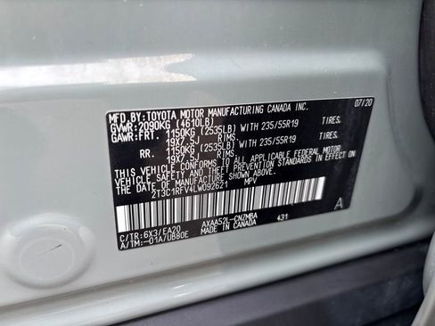 Used 2020 Toyota RAV4 XLE Premium image 29