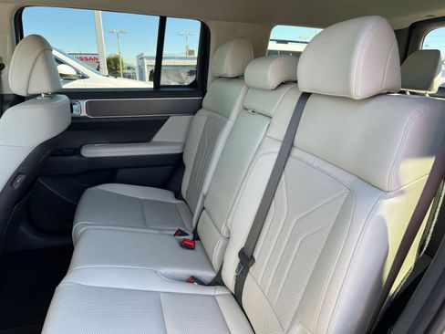 Used 2025 Hyundai Santa Fe SEL image 27