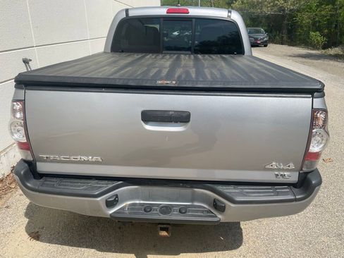 Used 2015 Toyota Tacoma 4x4 Double Cab w/ TRD Sport Package image 7