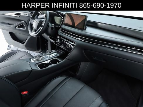 Certified 2026 INFINITI QX60 Luxe w/ Cargo Package AWD/4WD image 33