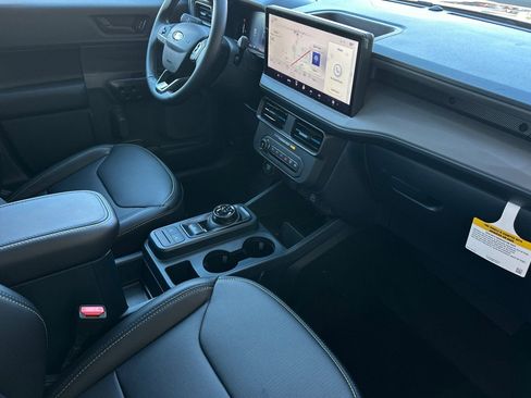 New 2026 Ford Maverick Lobo AWD/4WD image 14