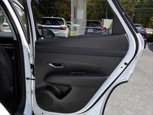 Used 2025 Hyundai Tucson SEL AWD/4WD image 24