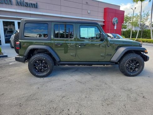 Used 2022 Jeep Wrangler Unlimited Sport AWD/4WD image 8