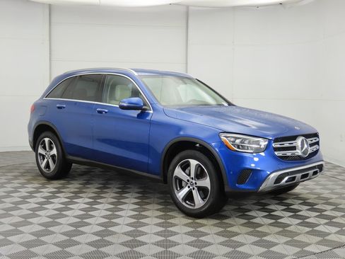 Certified 2022 Mercedes-Benz GLC 300 image 3