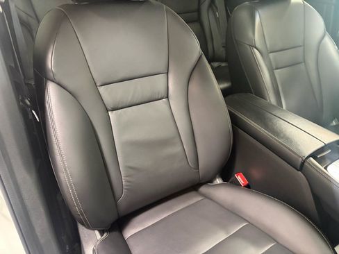 Used 2023 Nissan Rogue SL w/ SL Premium Package AWD/4WD image 14